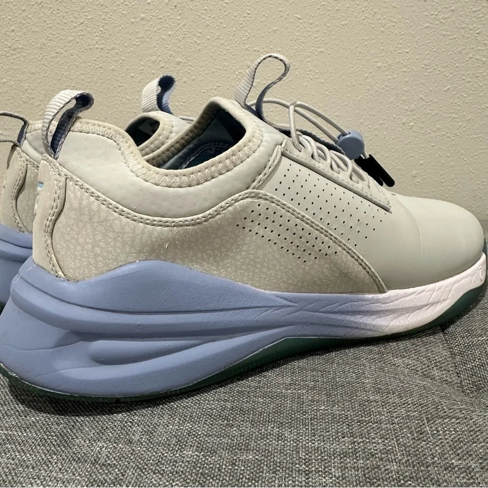 Clove “Grey Matter” Nursing Sneaker